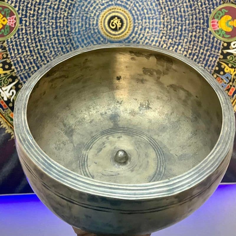 Lingam Singing Bowls
